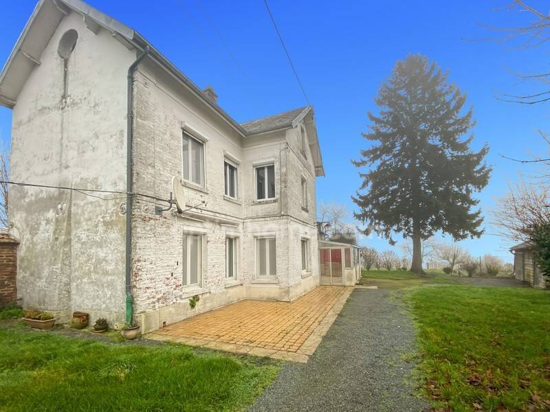 Maison à vendre, 140m², LA NEUVILLE BOSMONT