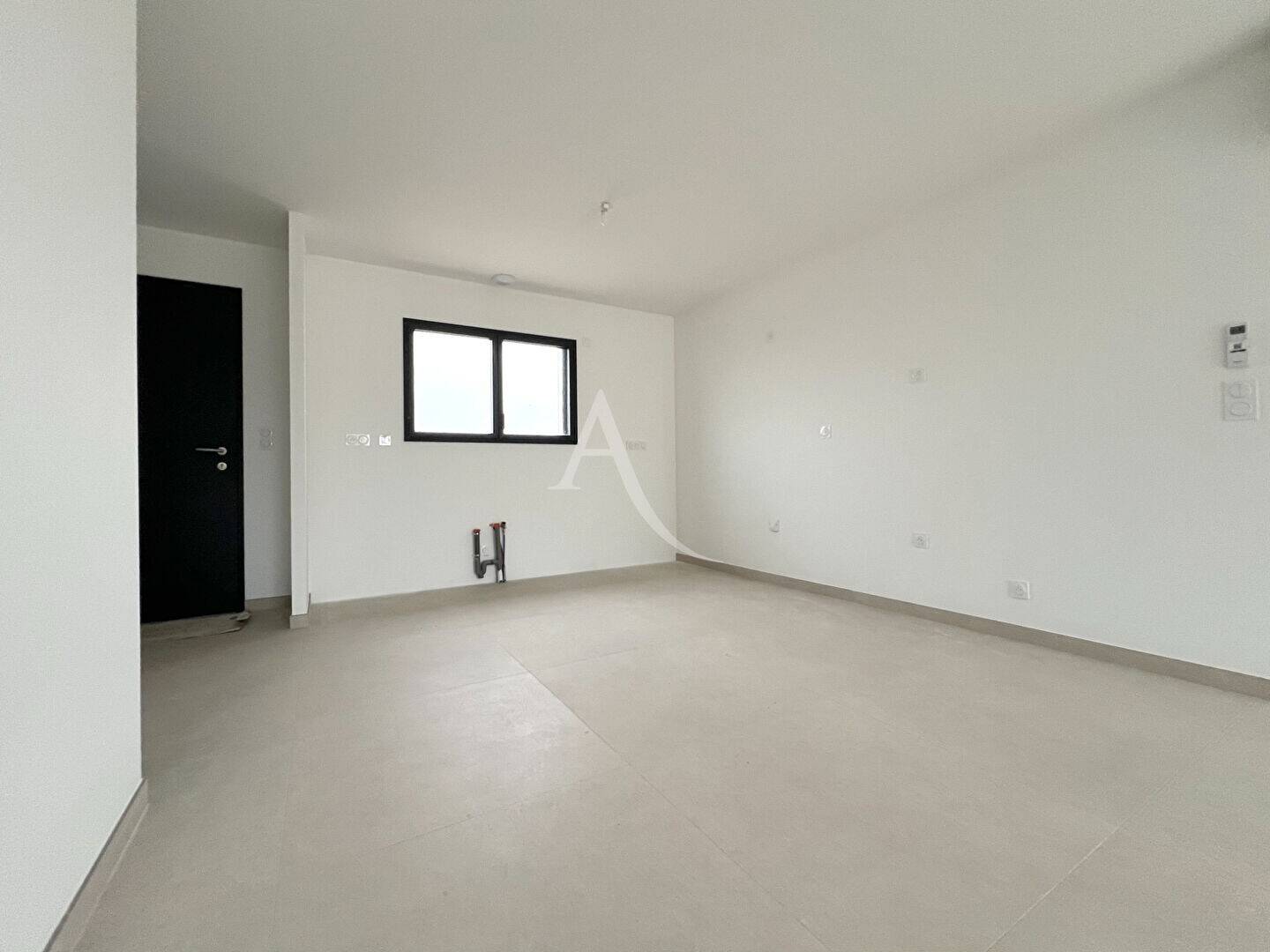 Maison à vendre, 84m², SAINT VINCENT SUR JARD