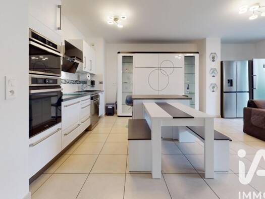 Appartement à vendre 325 000 € 3 pièces 2 chambres 62,18 m² RDC/4 Chessy 77700