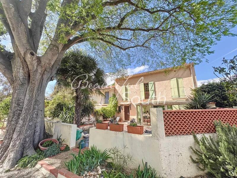 Maison à vendre, 376m², PERPIGNAN