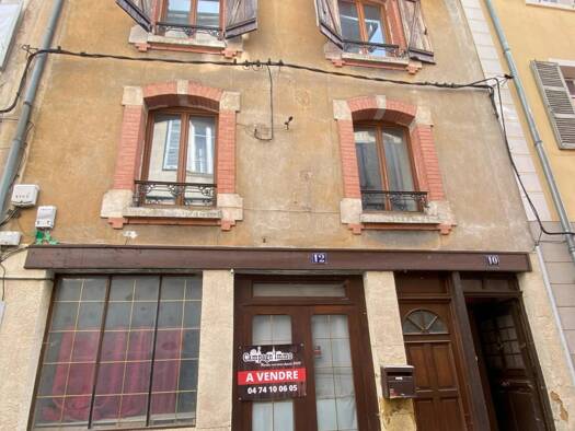 Maison à vendre 76 000 € 5 pièces 4 chambres 107 m² Thizy-les-Bourgs 69240