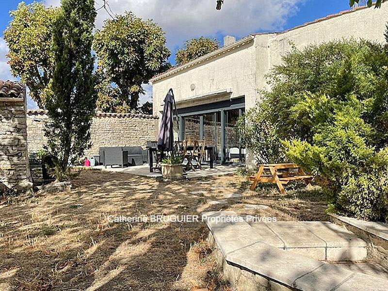 Maison à vendre, 225m², SAINT SAUVEUR D'AUNIS