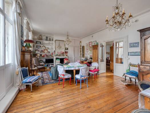 Appartement à vendre 315 000 € 7 pièces 4 chambres 280 m² RDC Centre Ville Béthune 62400