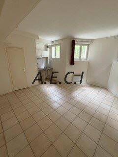 Maison à louer, 21m², NANTERRE
