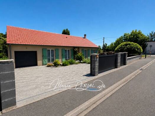 Maison de plain-pied à vendre 270 000 € 5 pièces 3 chambres 119 m² 1 130 m² de terrain Allamps 54112