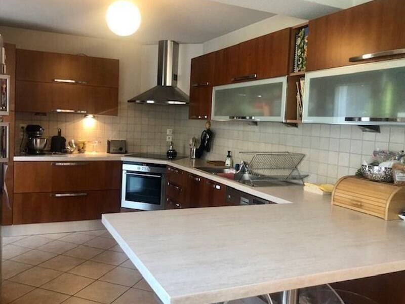 Maison à louer, 113m², SAINT GENIS POUILLY