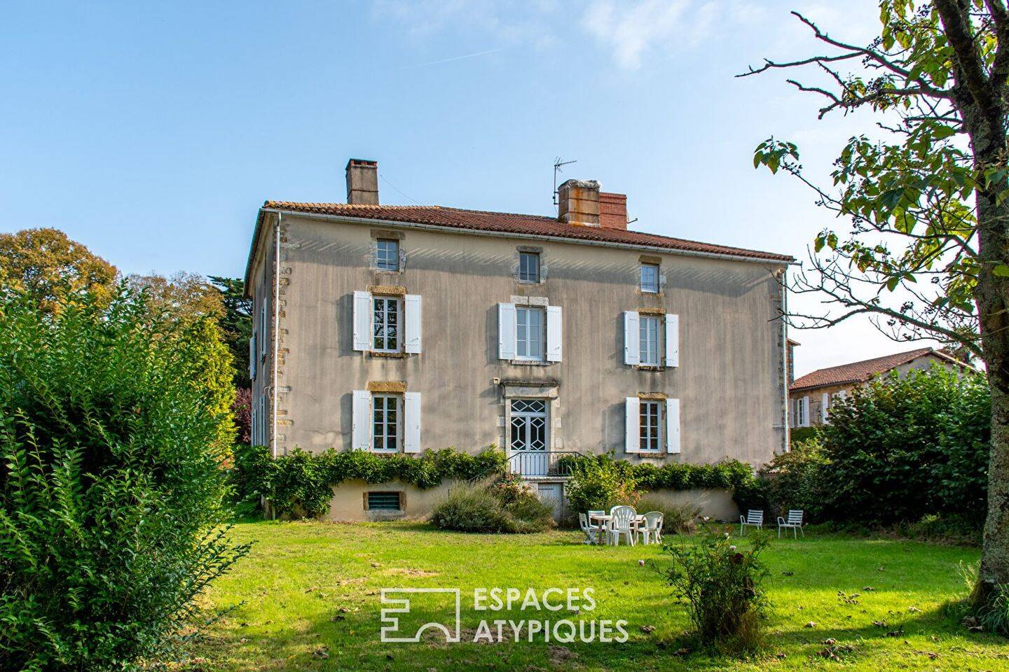 Maison à vendre, 482m², TALMONT SAINT HILAIRE