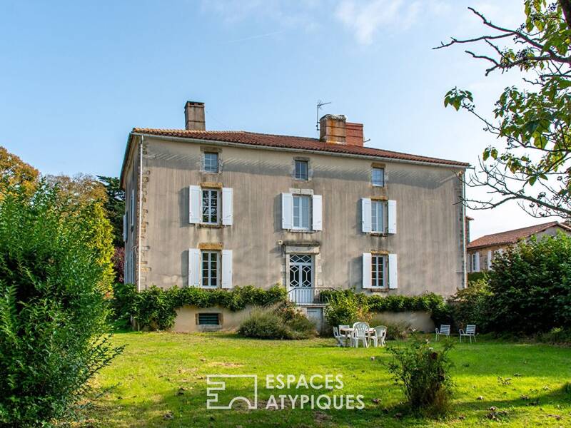 Maison à vendre, 482m², TALMONT SAINT HILAIRE