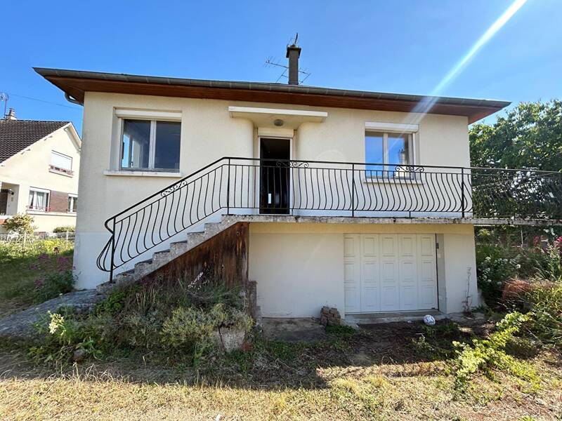 Maison à vendre, 121m², LA CHAUSSEE SAINT VICTOR