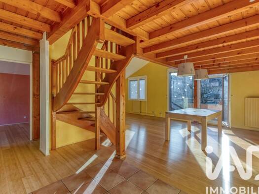 Duplex à vendre 240 000 € 3 pièces 2 chambres 84,4 m² Étage 1/3 Bealieres Meylan 38240