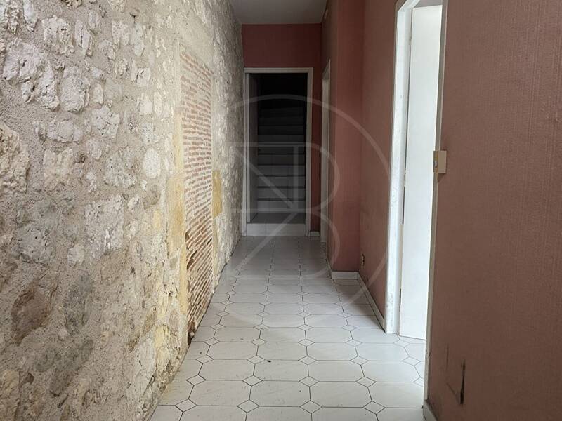 Maison à vendre, 177m², GENSAC