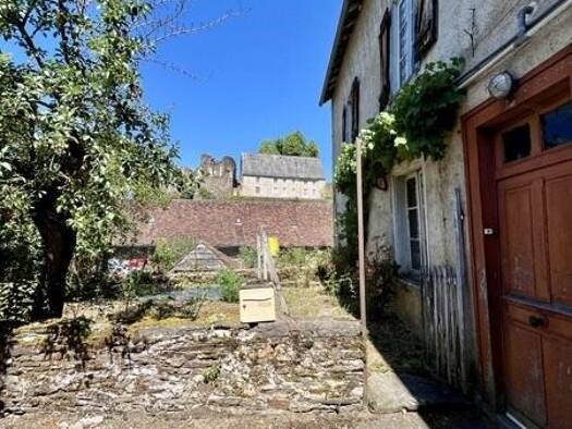 Maison à vendre 54 600 € 2 pièces 1 chambre 42 m² 160 m² de terrain Segur le Chateau 19230