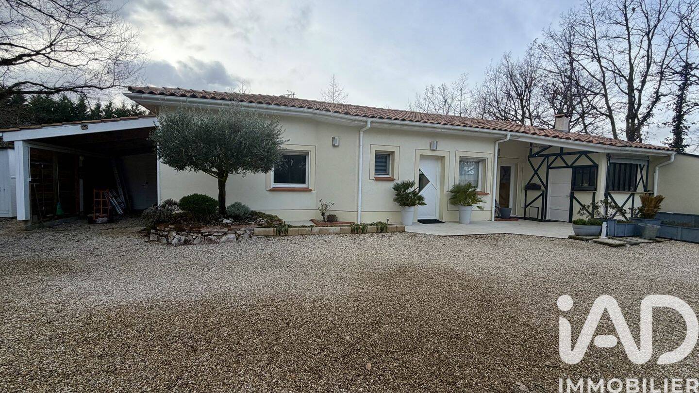Maison à vendre, 114m², SAINT ETIENNE DE TULMONT