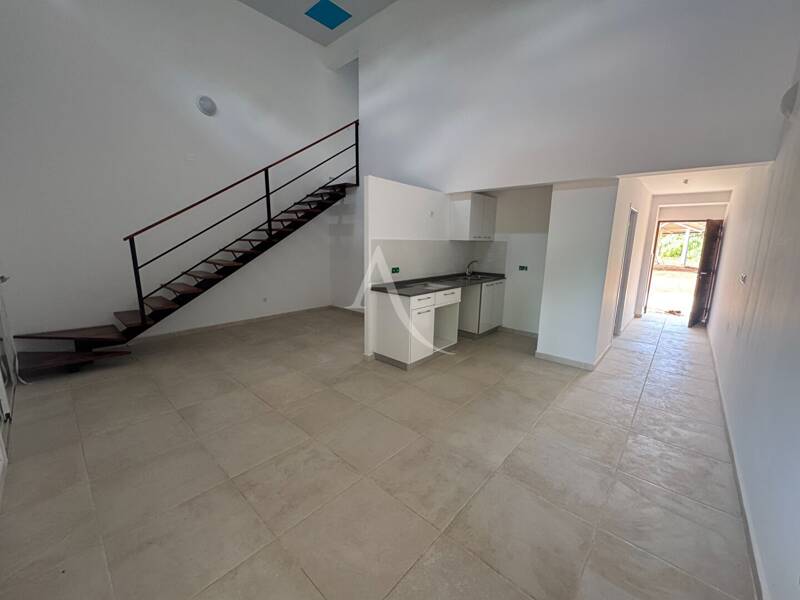 Maison à louer, 78m², MATOURY