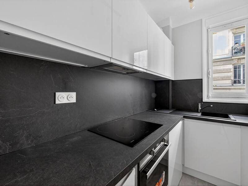 Maison à louer, 38m², PARIS 18E