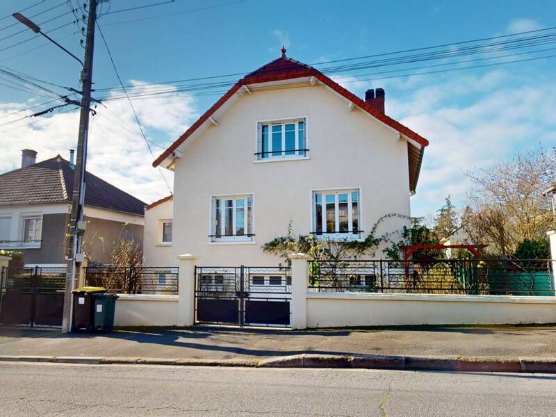 Maison à vendre, 120m², BOURGES