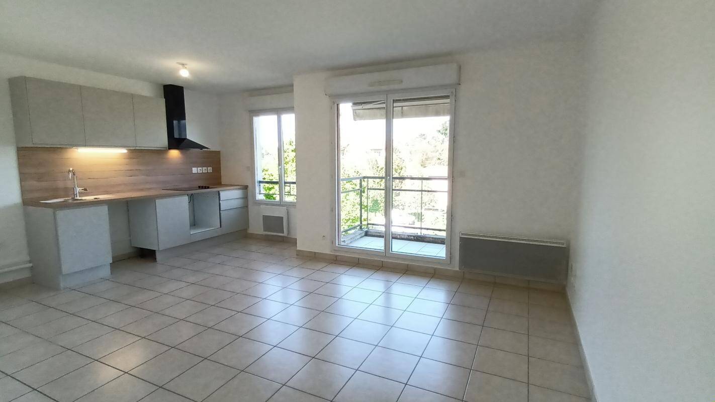 Maison à louer, 45m², SAINTE FOY LES LYON