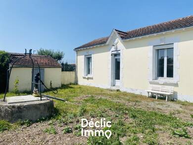 Maison de plain-pied à vendre 278 250 € 4 pièces 3 chambres 74 m² 272 m² de terrain Bourg Aytre 17440