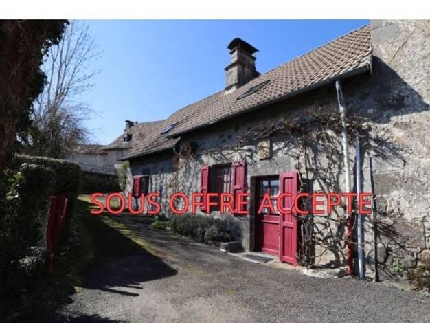Maison à vendre 99 000 € 4 pièces 3 chambres 85 m² 716 m² de terrain Saint-Cirgues-de-Malbert 15140