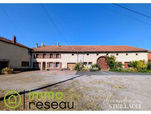 Maison à vendre 189 900 € 7 pièces 4 chambres 156 m² Thicourt 57380