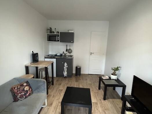 Appartement à louer - logement étudiant 600 € 1 pièce 1 chambre 16 m² RDC Saint Lazare-Veneurs Compiègne 60200
