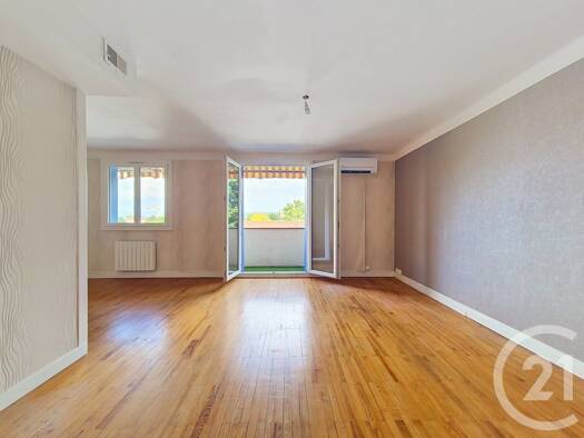 Appartement à vendre 169 000 € 3 pièces 2 chambres 72,4 m² 2ème étage Pont-de-Chéruy 38230