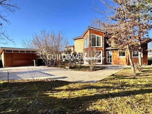 Maison à louer 2 360 € 5 pièces 3 chambres 118,1 m² 763 m² de terrain Est Dardilly 69570