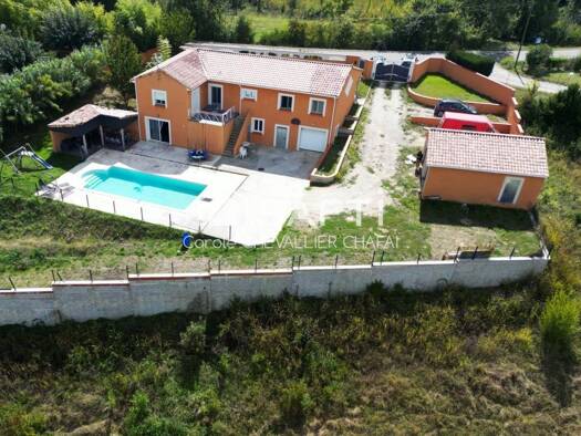 Villa à vendre 475 000 € 7 pièces 6 chambres 323 m² 2 000 m² de terrain Corbarieu 82370