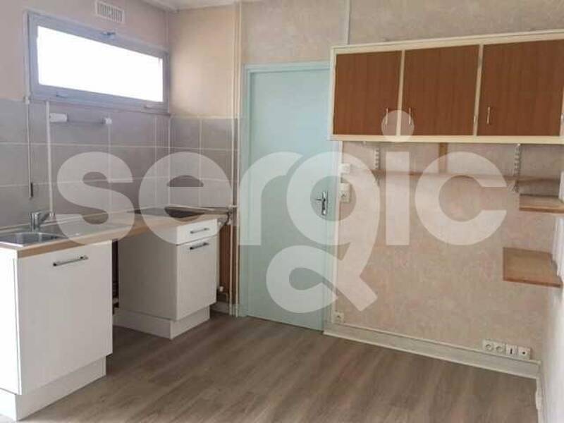 Maison à louer, 18m², REIMS