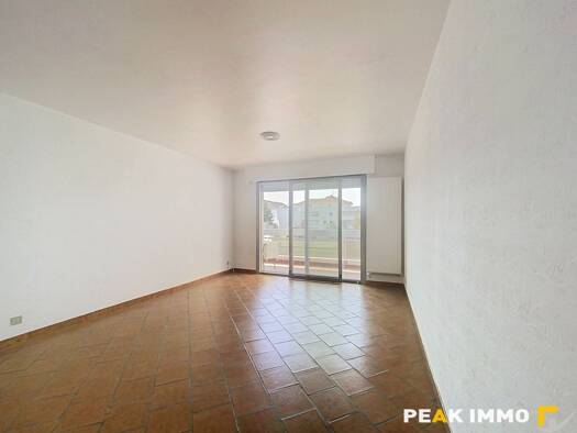 Appartement à vendre 260 000 € 3 pièces 2 chambres 76 m² 2ème étage Annemasse 74100