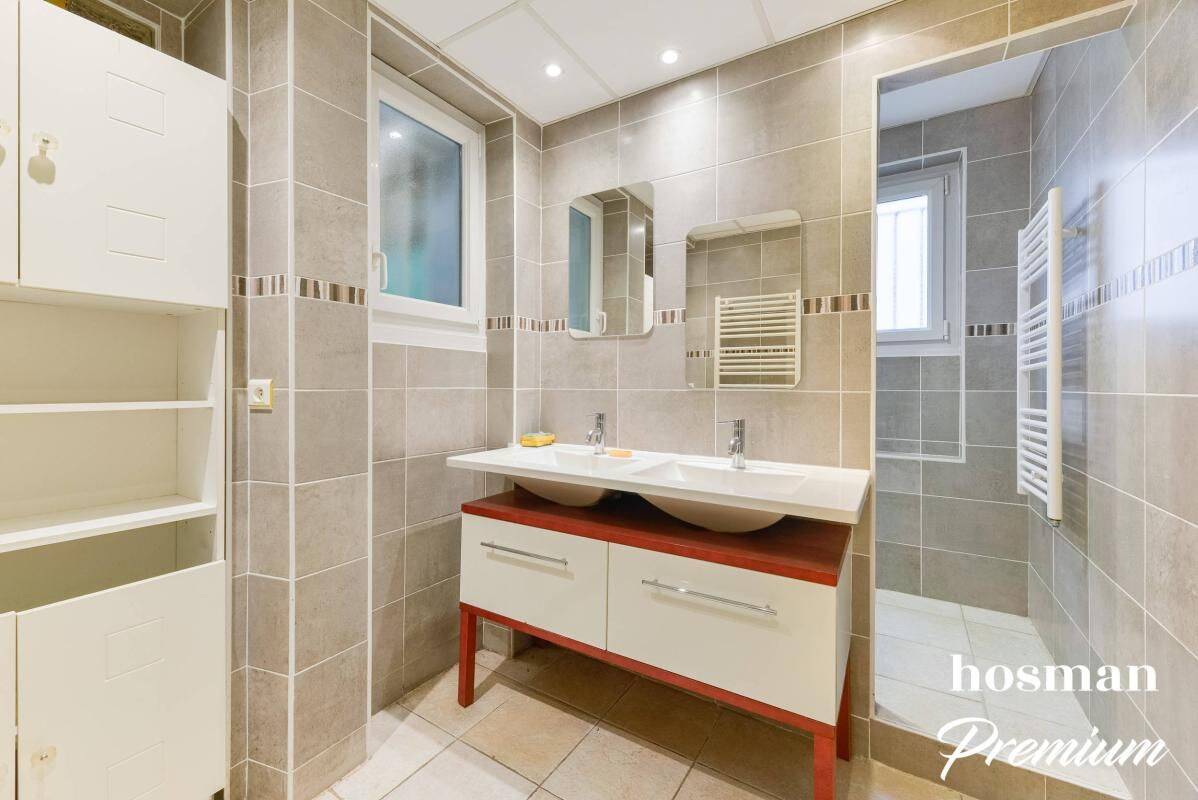 Charmante maison 6 pièces de 158 m² avec deux terrasses et jardi — 11