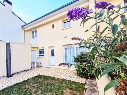 Maison à vendre 180 500 € 5 pièces 3 chambres 101 m² 219 m² de terrain Les Sablonnières Saran 45770