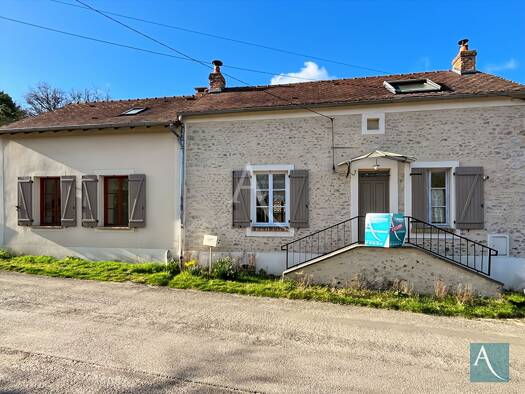 Maison à vendre 254 210 € 5 pièces 3 chambres 127 m² 949 m² de terrain Guillerval 91690