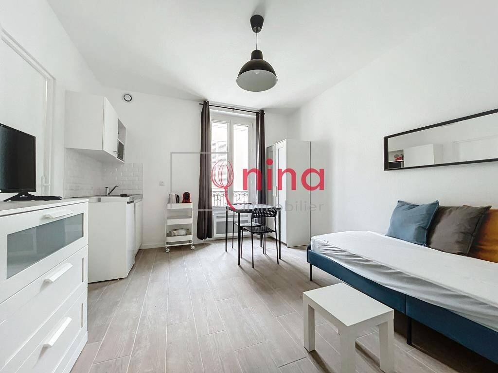 Maison à louer, 17m², SAINT MAUR DES FOSSES