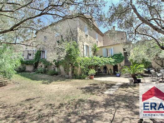Maison à vendre 285 000 € 4 pièces 3 chambres 128 m² 567 m² de terrain Est Bollène 84500