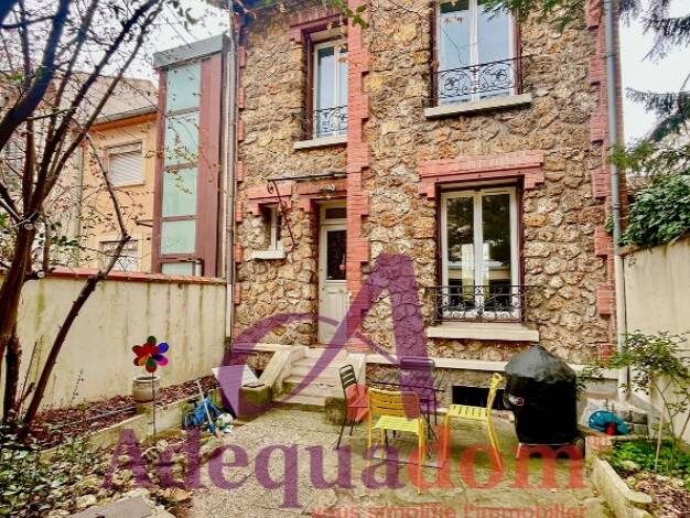 Maison à vendre 550 000 € 5 pièces 3 chambres 80 m² 100 m² de terrain Lepine-Binet Bois-Colombes 92270