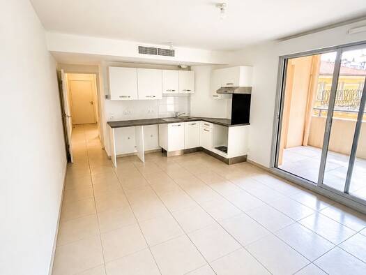 Appartement à vendre 234 000 € 2 pièces 1 chambre 46 m² Centre-Haut de Cagnes Cagnes-sur-Mer 06800