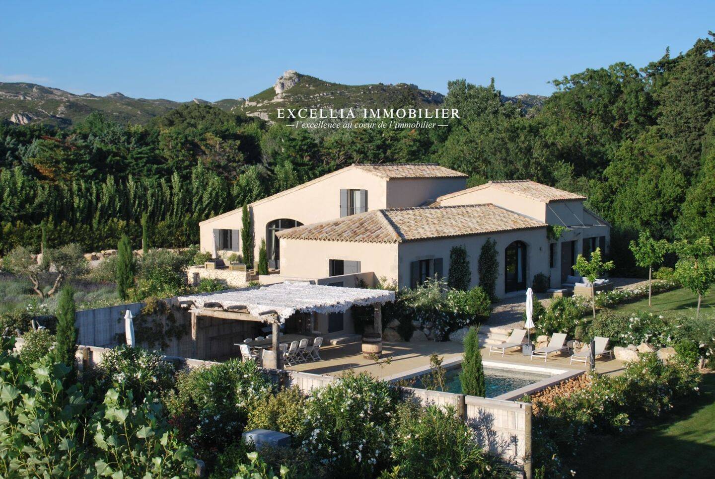 Maison à vendre, 300m², MAUSSANE LES ALPILLES