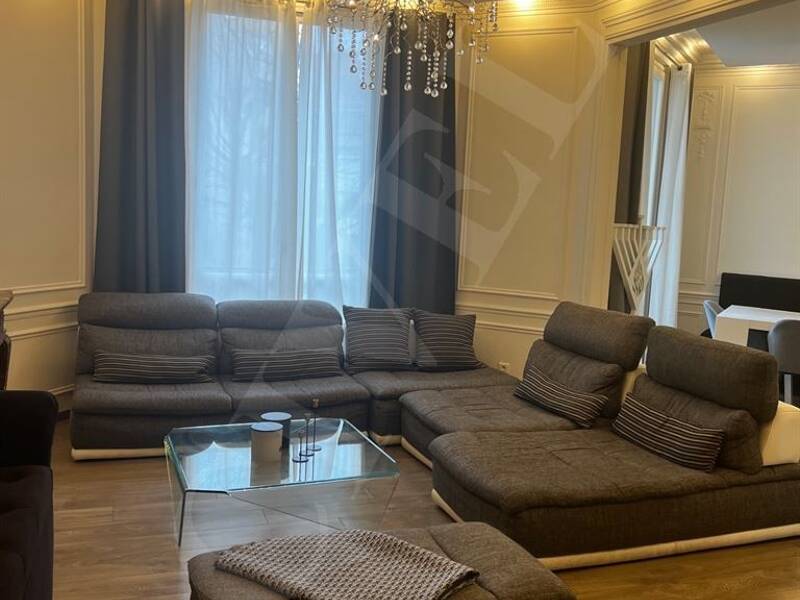 Maison à louer, 135m², PARIS 16E