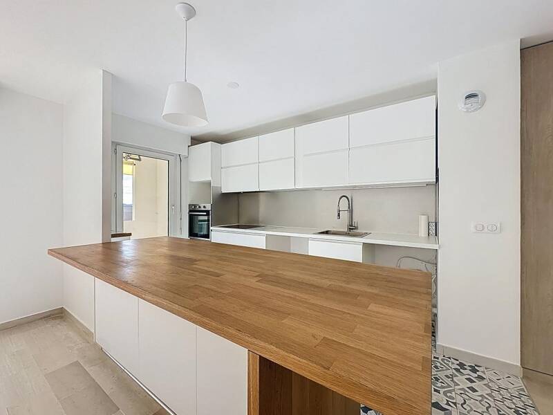 Maison à louer, 63m², MOUGINS