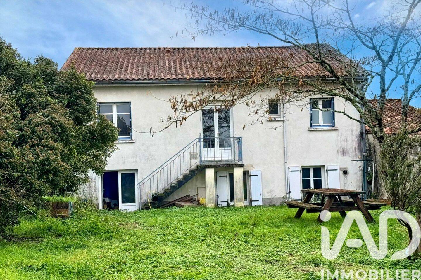 Maison à vendre, 145m², VILLEBOIS LAVALETTE