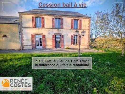 Maison en viager 164 250 € 5 pièces 3 chambres 132 m² 15 436 m² de terrain Mortagne-au-Perche 61400