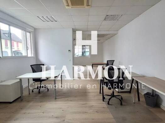 Local commercial à vendre 74 193 € 58,9 m² de surface de vente Artix 64170
