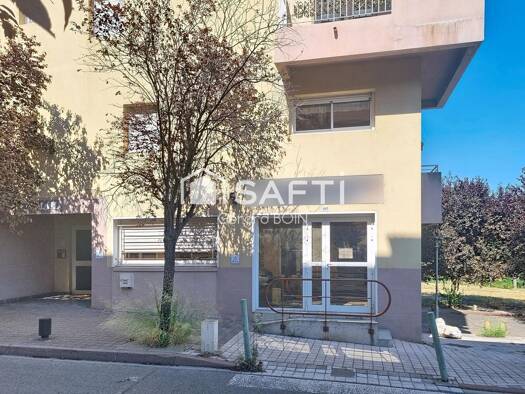 Local commercial à vendre 242 000 € 130 m² de surface de vente Temps Perdu-La Trinque Manosque 04100