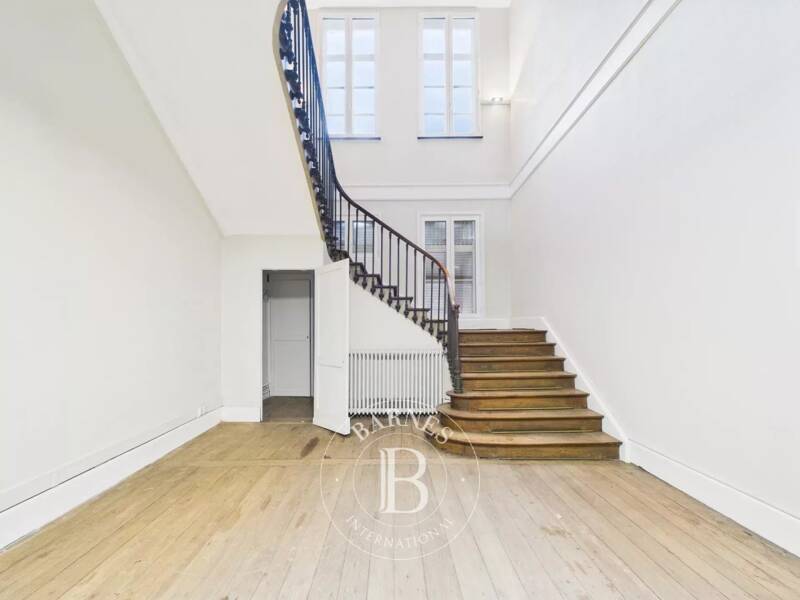 Maison à louer, 219m², LILLE