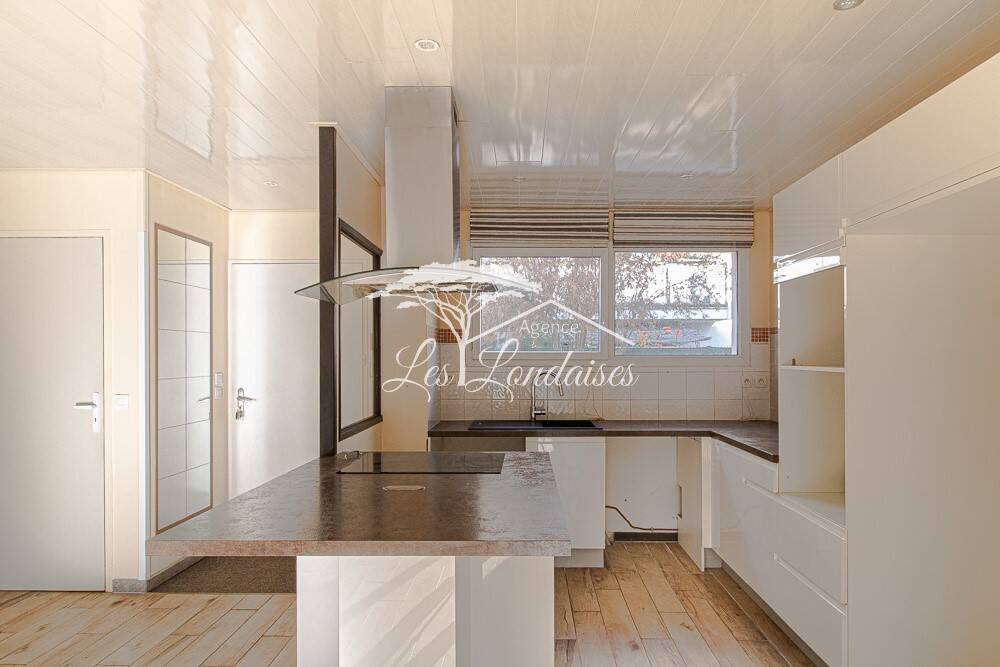 Maison à vendre, 89m², LA LONDE LES MAURES