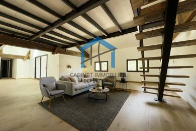 Loft à vendre 249 000 € 4 pièces 3 chambres 146 m² Dernier étage, Étage 2/2 St Chamond 42400