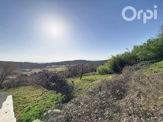 Terrain constructible à vendre 132 000 € 1 100 m² de terrain Ouest Thermal Châtel-Guyon 63140