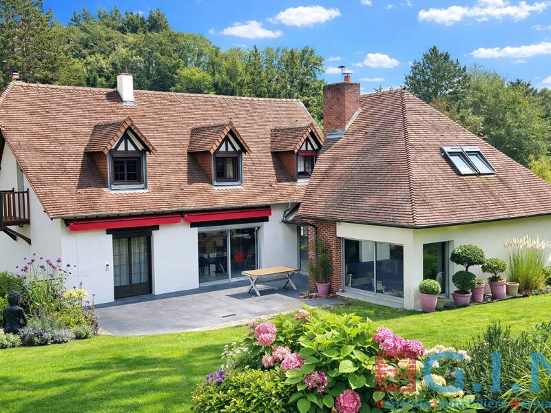 Maison à vendre, 215m², SAINT MARTIN DU VIVIER