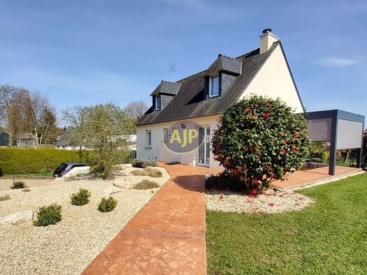 Maison à vendre 243 800 € 4 pièces 3 chambres 86 m² 765 m² de terrain Saint-Gonnery 56920